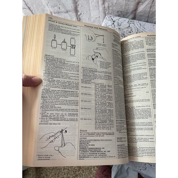 1993 PDR #47 Edition Physicians Desk Reference - Picture 4 of 5